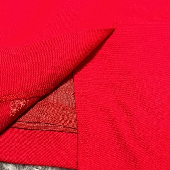 Vintage Red 100% Wool Midi Skirt Size 4 Beautiful with flaws - Picture 3 of 8